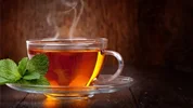 ۱۰ فایده نوشیدن چای سیاه که نمی‌دانستید!